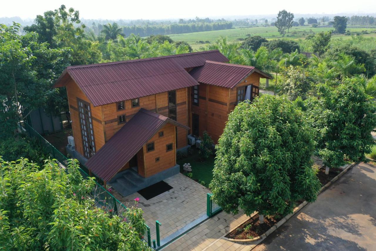 The Pine Loft Villa บังกาลอร์ ภายนอก รูปภาพ